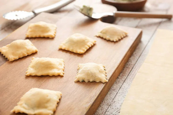 Ravioli Cru Tábua Madeira — Fotografia de Stock