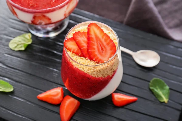 Glass Tasty Panna Cotta Table — Stock Photo, Image