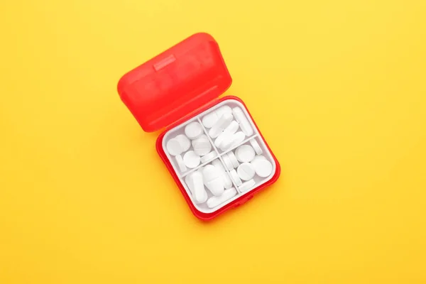 Container Pills Color Background — Stock Photo, Image