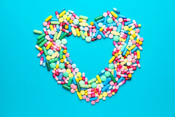 Heart Made Pills Color Background — Stock Photo, Image