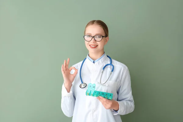Doctor Pills Box Showing Color Background — Stock Photo, Image