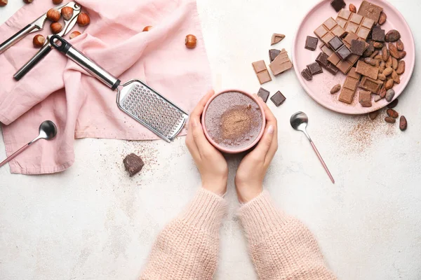 Female Hands Cup Hot Chocolate White Background — Stock Photo, Image