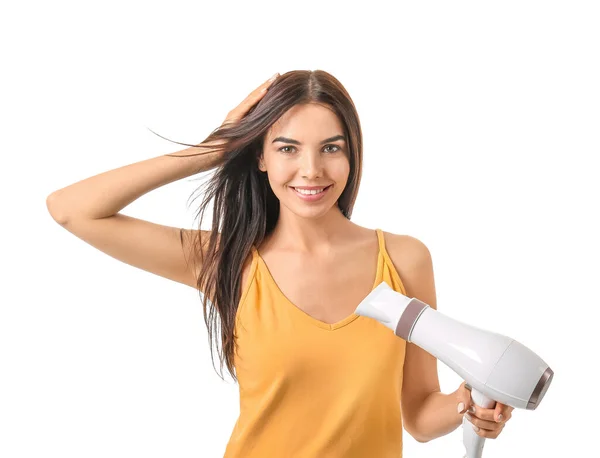 Belle Jeune Femme Avec Sèche Cheveux Sur Fond Blanc — Photo