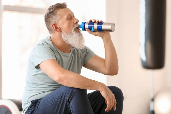 Sporty Elderly Man Drinking Water Gym — Stock Photo, Image