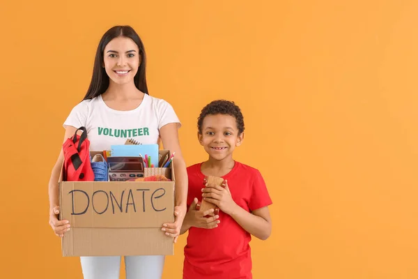 Volontariato Con Donazioni Orfani Bambini Sfondo Colori — Foto Stock