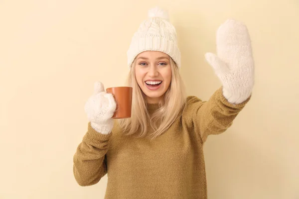 Beautiful Young Woman Tea Color Background — Stock Photo, Image