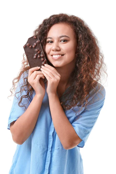 Молодая Афроамериканка Шоколадом Белом Фоне — стоковое фото