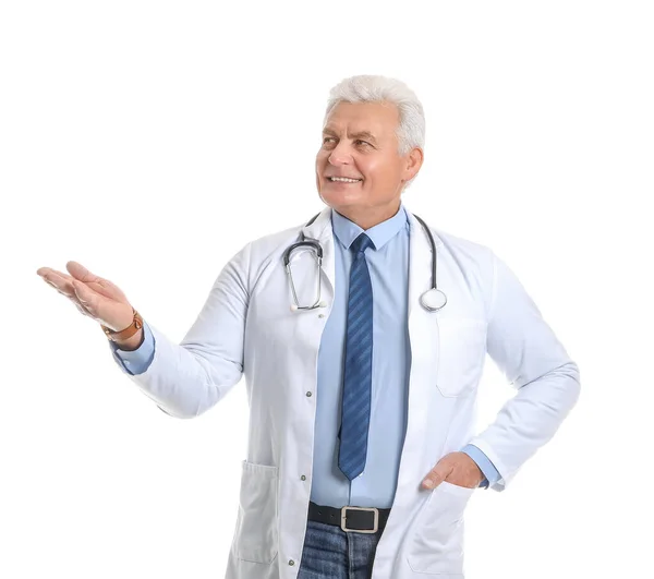 Portrait Male Doctor Showing Something White Background — Stock Photo, Image