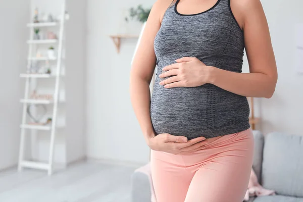 Beautiful Sporty Pregnant Woman Home — Stock Photo, Image