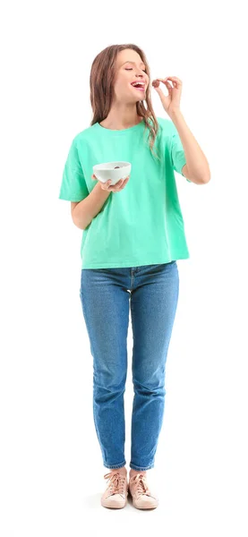 Mooie Jonge Vrouw Met Chocolade Snoepjes Witte Achtergrond — Stockfoto