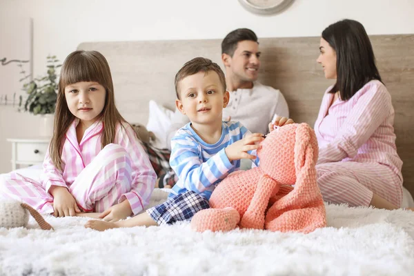 Happy Family Bedroom Home — Stock Photo, Image