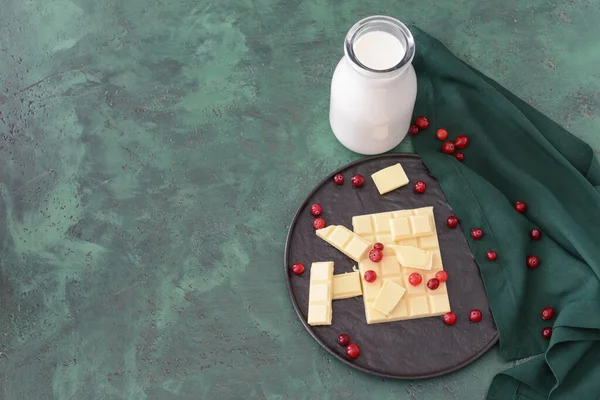 Sweet White Chocolate Cranberry Milk Table — Stock Photo, Image