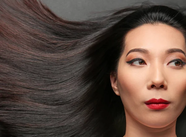 Young Asian Woman Beautiful Hair — Stock Photo, Image