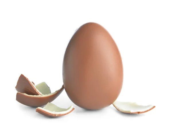Beyaz Arka Planda Tatlı Çikolata Yumurtası — Stok fotoğraf