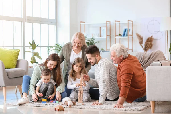 Grande Família Passar Tempo Juntos Casa — Fotografia de Stock