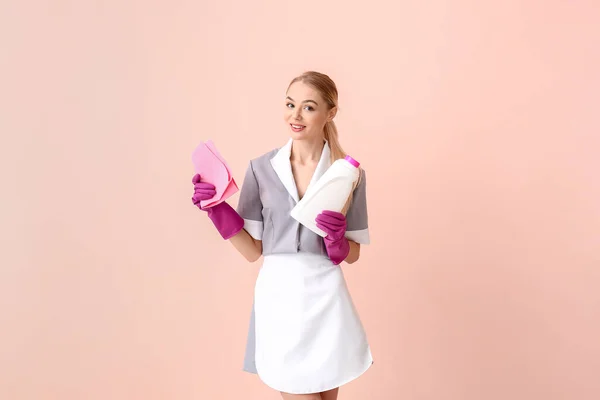 Beautiful Young Chambermaid Color Background — Stock Photo, Image