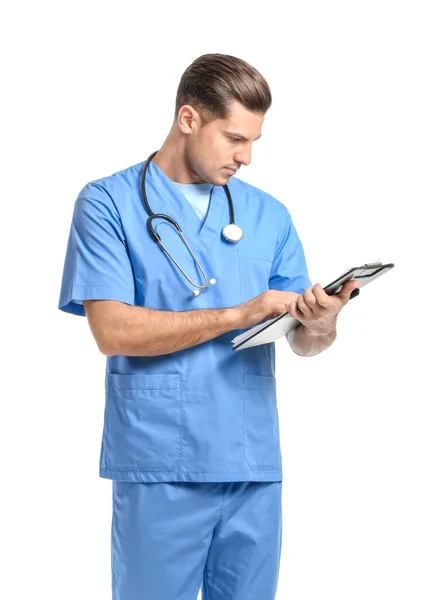 Retrato Jovem Médico Sexo Masculino Sobre Fundo Branco — Fotografia de Stock