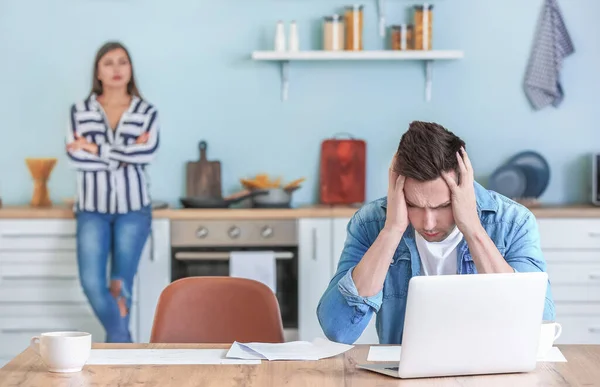 Quarreled Young Couple Home — Stock Photo, Image