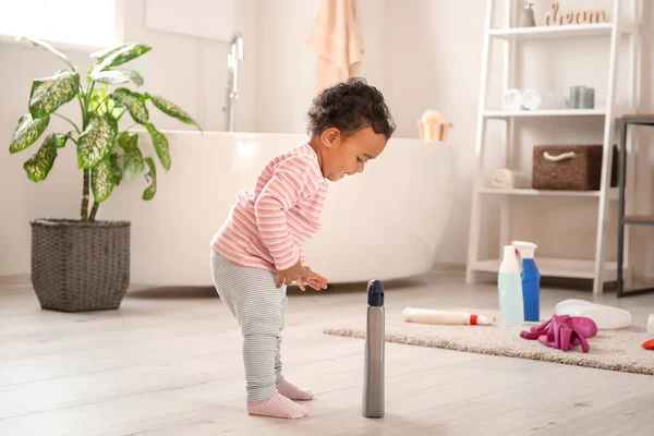 Little African American Baby Playing Washing Liquids Home Child Danger — Stock Photo, Image