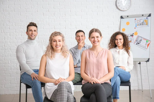 Jongeren Die Een Cursus Interieurontwerp Volgen — Stockfoto