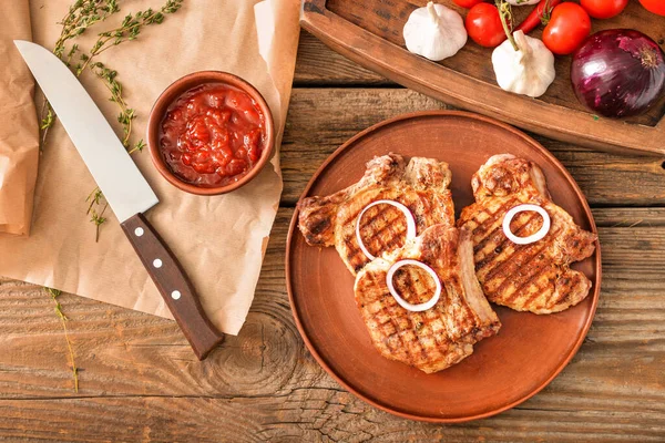 Plate Cooked Pork Steaks Sauce Table — Stock Photo, Image