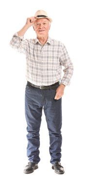 Beyaz arka planda yaşlı bir adamın portresi