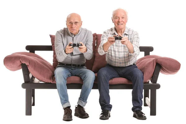 배경에서 비디오 게임을 노인들의 — 스톡 사진