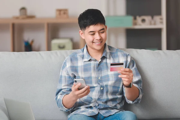 Asian Man Shopping Online Home — Stock Photo, Image
