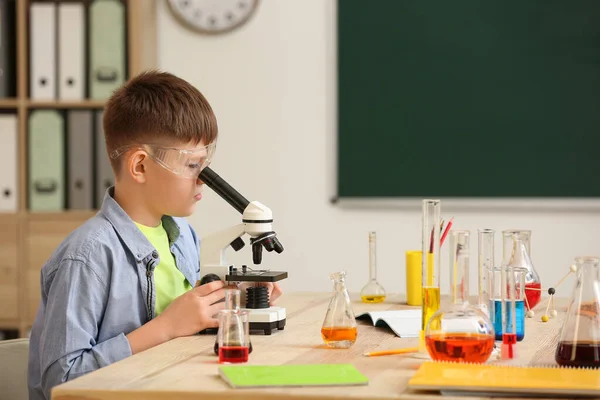 Cute Little Boy Chemistry Lesson Classroom — Stock Photo, Image