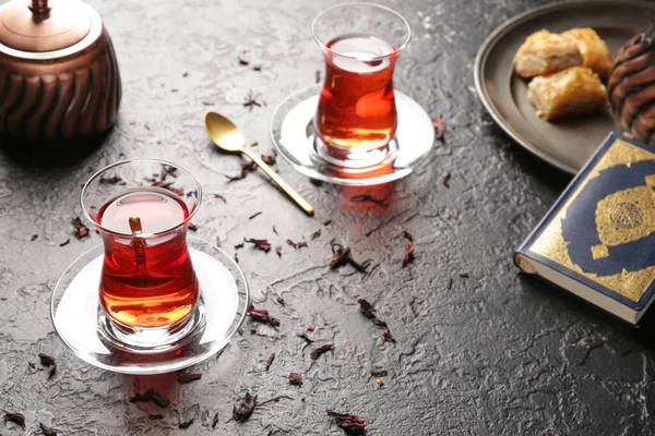 Glasses Tasty Turkish Tea Dark Background — Stock Photo, Image