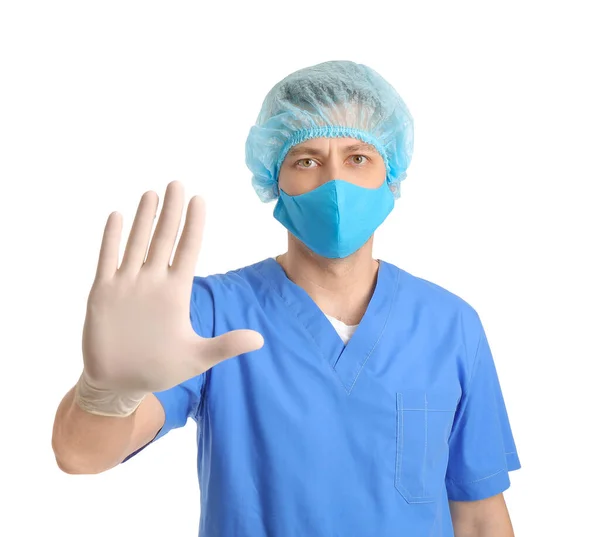 Läkare Skyddande Medicinsk Mask Visar Stop Gest Vit Bakgrund — Stockfoto