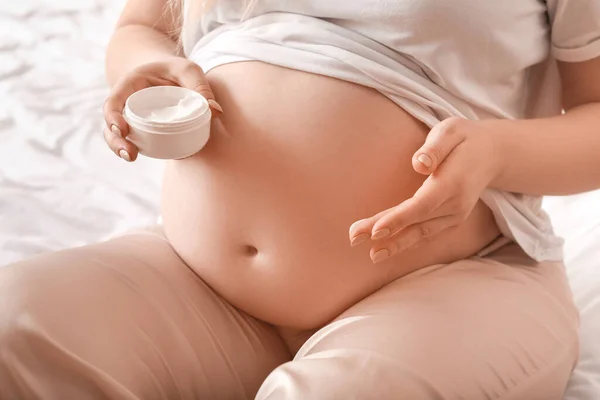 Beautiful Pregnant Woman Applying Cream Bedroom Closeup — Stock Photo, Image