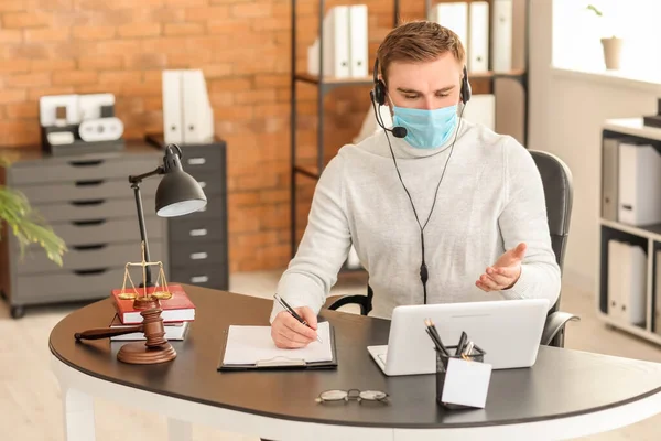 Male Lawyer Giving Consultation Online Office — Stock Photo, Image