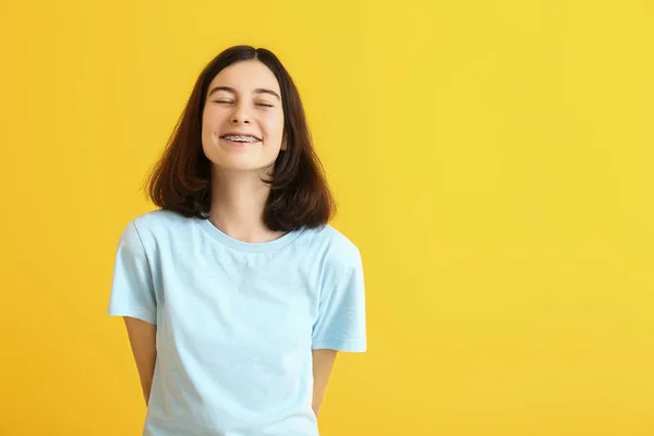 Teenage Girl Dental Braces Color Background — Stock Photo, Image
