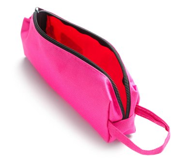 Beyaz arkaplanda kalem çantası