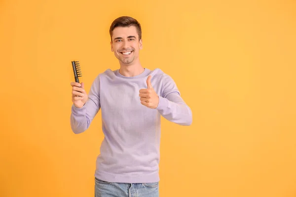 Handsome Young Man Brush Showing Thumb Gesture Color Background — Stock Photo, Image