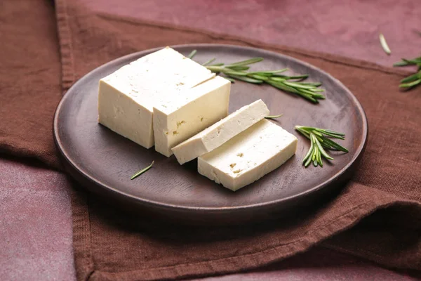 Tányér Ízletes Tofu Sajttal Asztalon — Stock Fotó