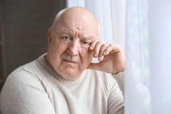 Elderly Man Suffering Mental Disability Window Home — Stock Photo, Image