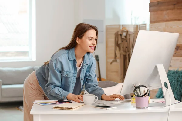Young Designer Working Computer Home — Stock Photo, Image