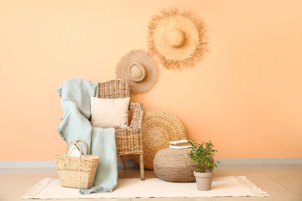 Comfortable Armchair Decor Color Wall Room — Stock Photo, Image