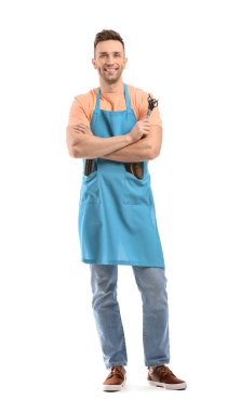 Beyaz arka planda erkek kuaförün portresi