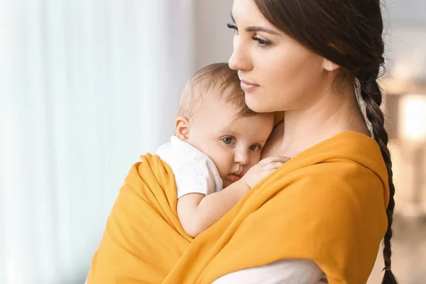 Happy Mother Cute Little Baby Home — Stock Photo, Image