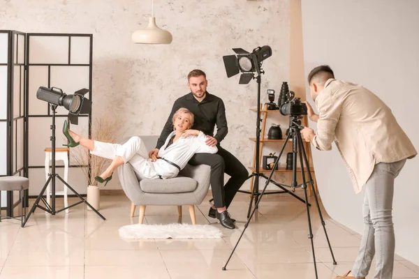 Photographer Working Models Studio — Stock Photo, Image