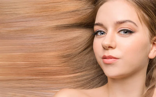 Young Blonde Beautiful Hair Top View — Stock Photo, Image