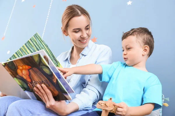 Nanny Cute Little Boy Reading Book Home — 스톡 사진