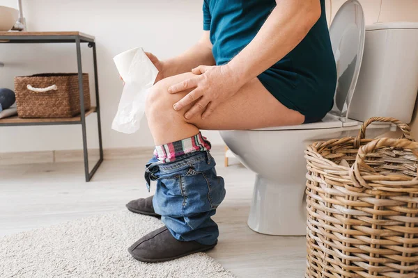 Elderly Man Hemorrhoids Sitting Toilet Bowl Restroom — Stock Photo, Image