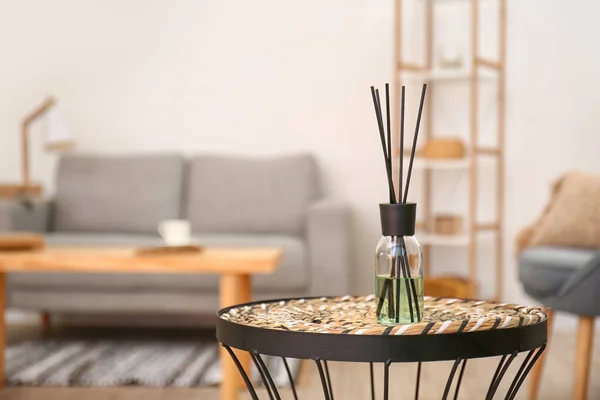 Reed Diffuser Table Room — Stock Photo, Image