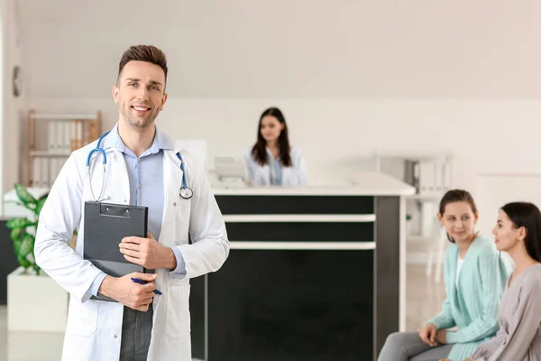 Male Doctor Hall Clinic — Stock Photo, Image