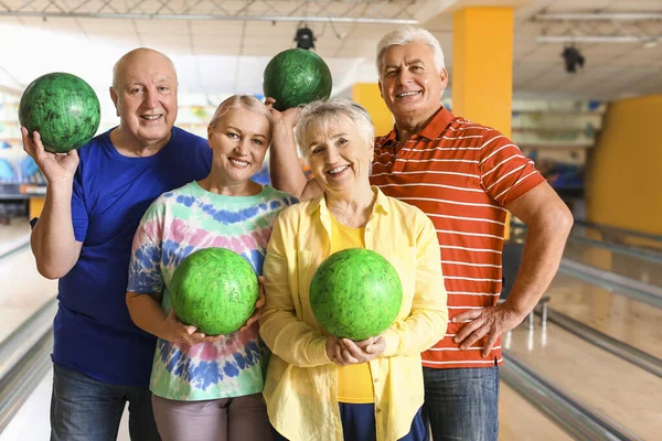 Portrait Senior People Bowling Club — Stock Photo, Image
