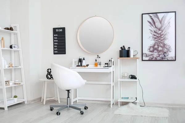 Stylish Interior Modern Hairdressing Salon — Stock Photo, Image